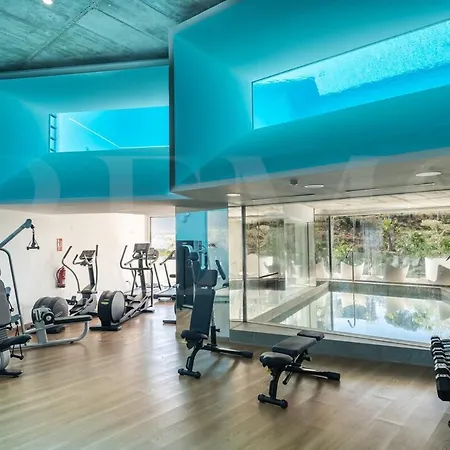 Sea View Haven With Pool, Terrace & Parking By Rems * Benalmadena