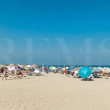 Sea View Haven With Pool, Terrace & Parking By Rems Apartment