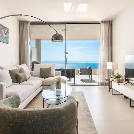 Sea View Haven With Pool, Terrace & Parking By Rems Lägenhet *