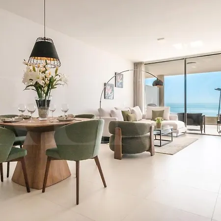 Lägenhet Sea View Haven With Pool, Terrace & Parking By Rems Benalmádena
