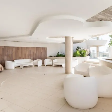 Sea View Haven With Pool, Terrace & Parking By Rems Апартаменты *